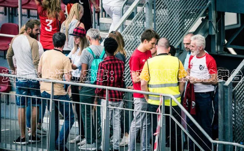 JN江南·体育下载极氪智能科技资阳水上运动盛事：未来极限的竞技舞台